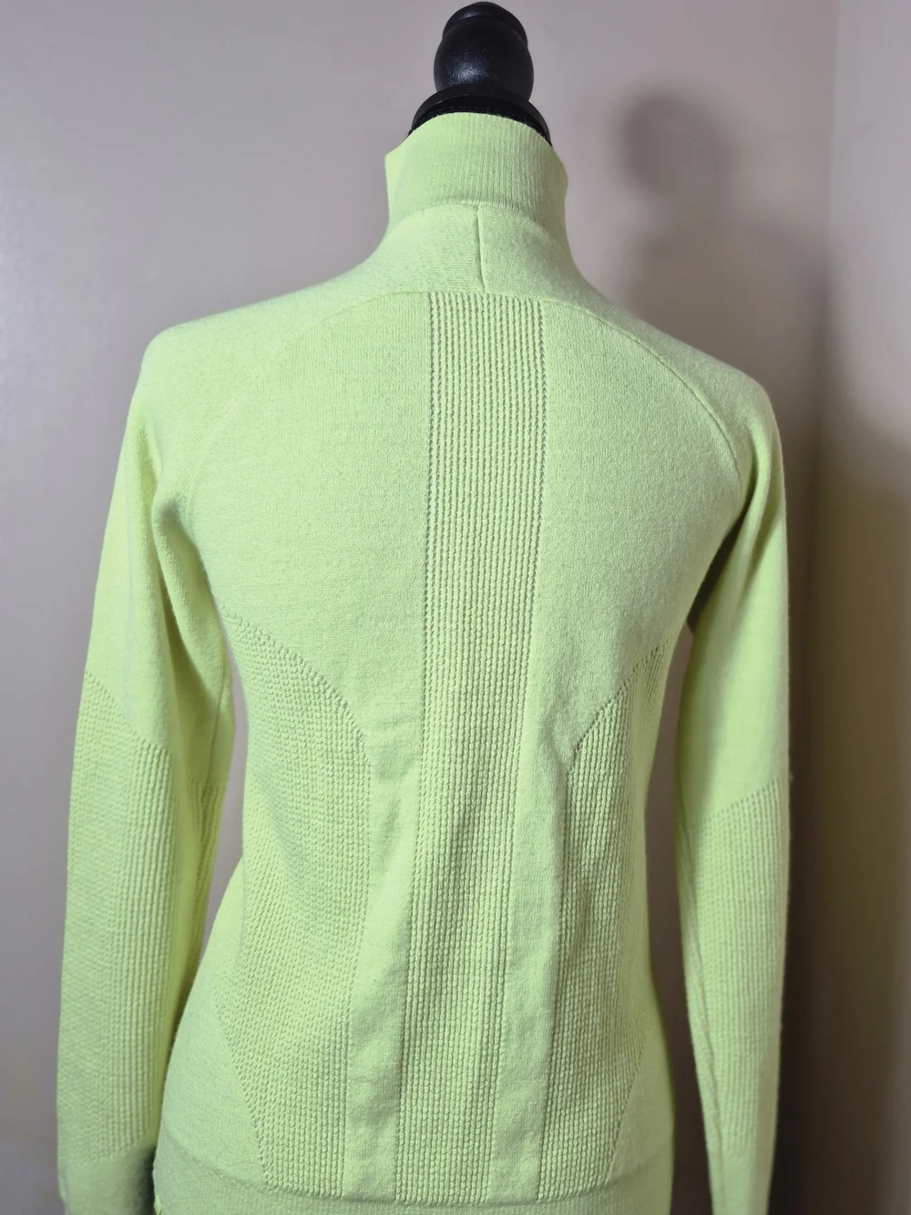 Lululemon Sweat Success Run  Knit Jacket  Florid Flash / Neon